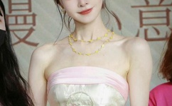 女性跟教练晚上练车合适吗